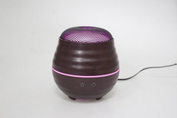 Quality Metal Material Electric Aroma Diffuser Ultrasonic Cool Mist Humidifier for sale