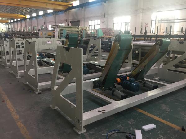 Quality Adjsutable Slitting Width Toilet Tissue Machine With Air Shaft Slitter Rewinding , Servo Motor for sale