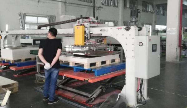 Quality Fast Feeding Speed Automatic Loading Machine , Weight Lifting Equipment for sale