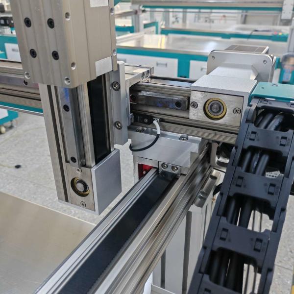 3 Axis Glue Dispensing Robot 0.4Mpa - 0.6Mpa Automatic Silicone Dispenser For