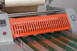 Width 690mm Industrial Roll Laminating Machines 3'' Mold Core