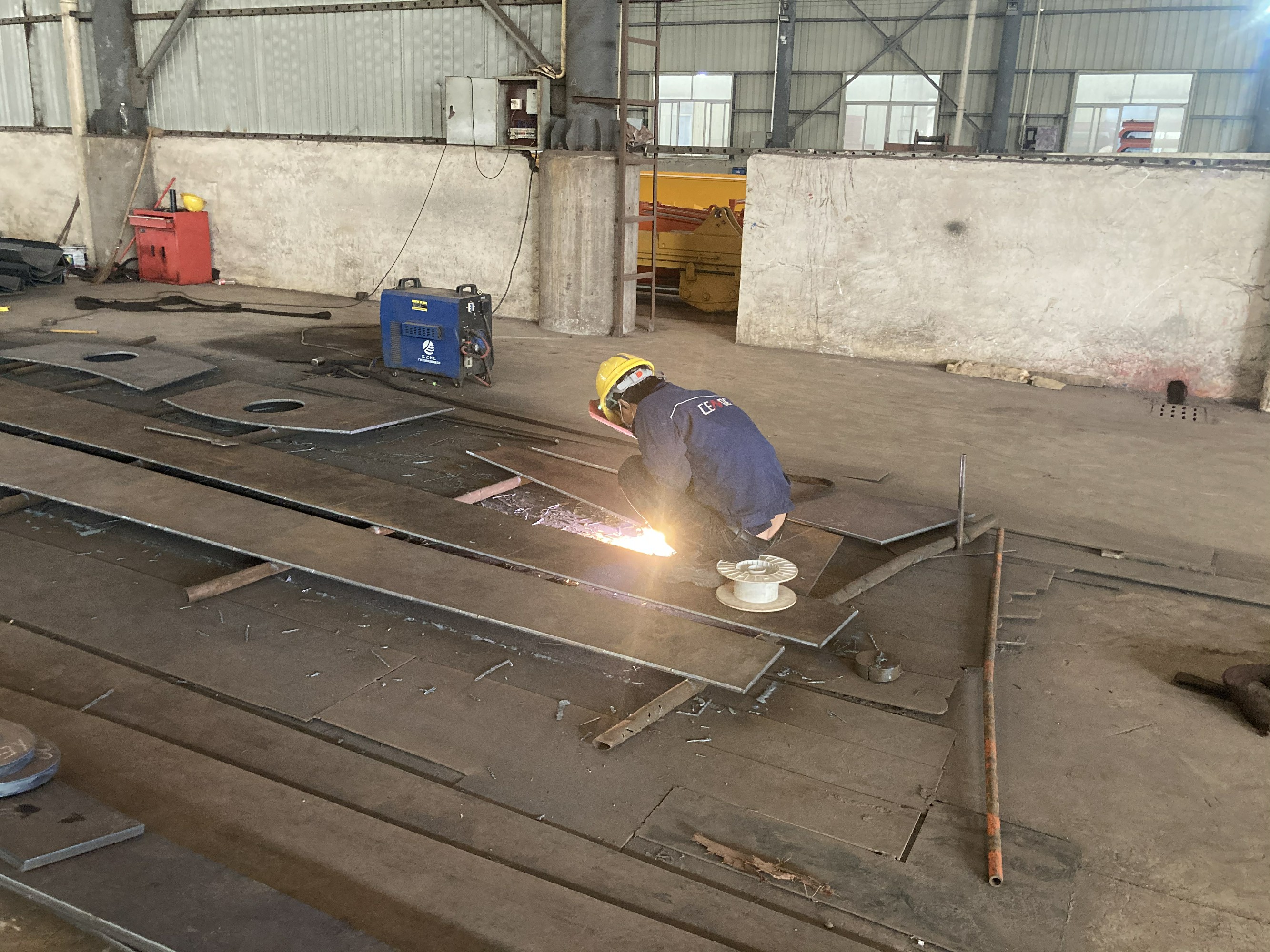 Excavator extension arm for foundation pit, caisson, basement excavation