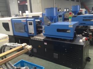 China Automatic Small Injection Molding Machine 70 ton plastic mold injection machine on sale