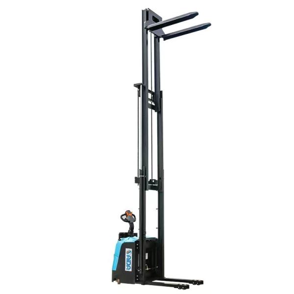 Quality Motorized Electric Stacker Lift 5500mm Hight PLC Control  Automatic electric reach stacker for sale