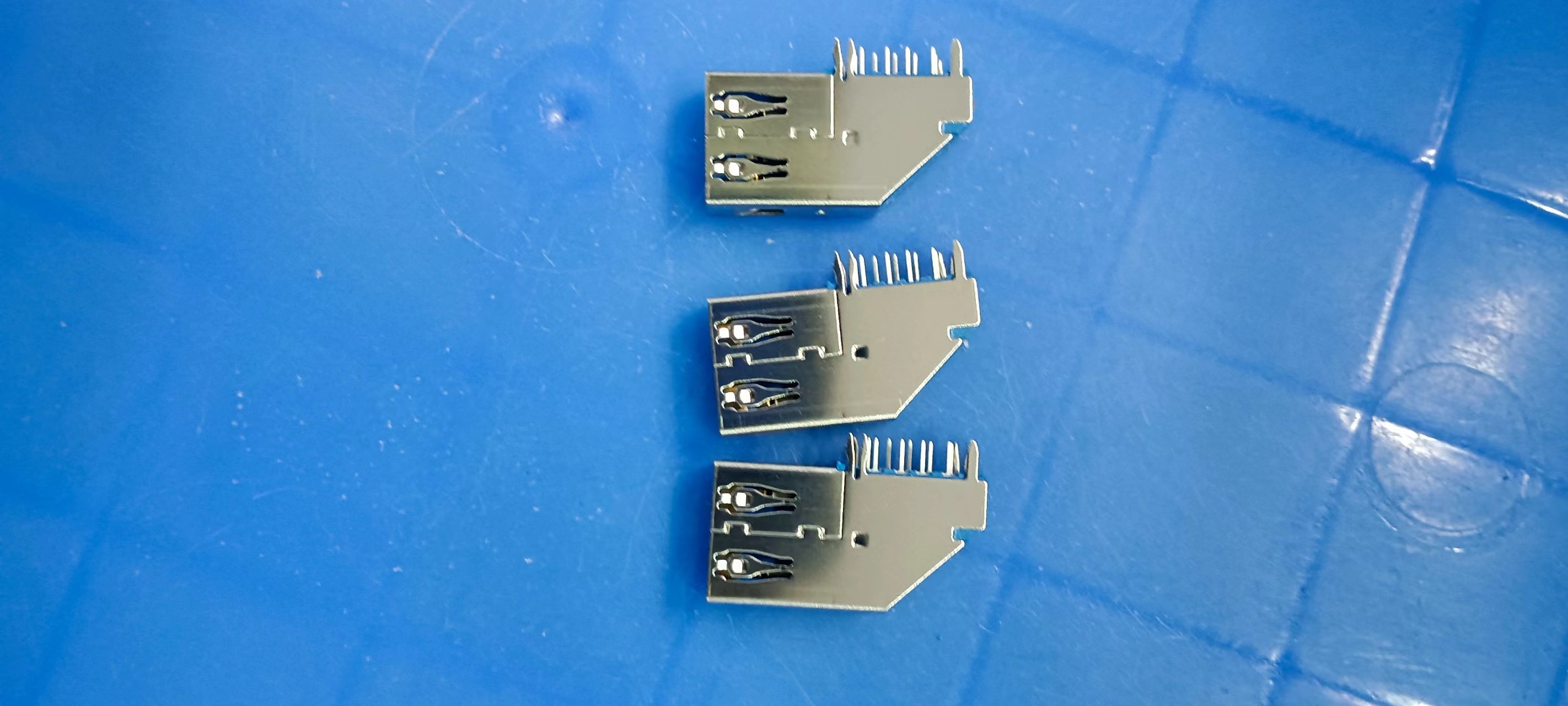 1x1 Port Matrix Configuration PCB USB 3.0 Connector 5G Side Plug Stacked Cage Type