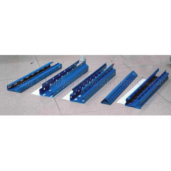 Rack Roll Forming Machine Equipped with Cr12 Mov Cutting Blades and PLC Control System for Precise Shelf Column Forming
