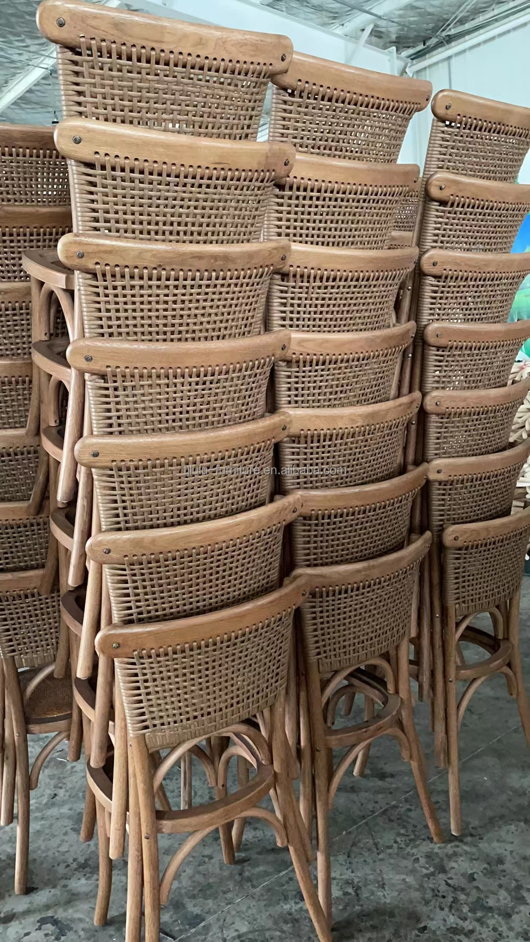 Hotel Banquet Event Dining Room Furniture Luxury Modern Stackable Rattan Wood Wedding Chairs for Elegant Seating