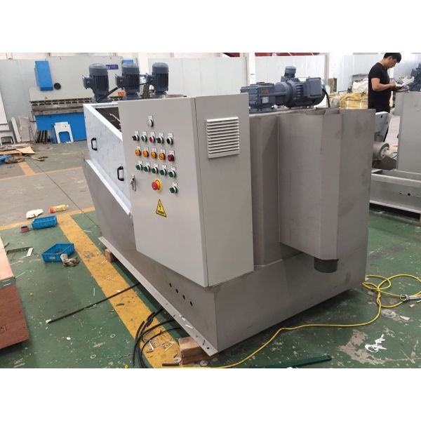 Poultry Sludge Press Machine , Dung Dehydrator Machine Long Life Time