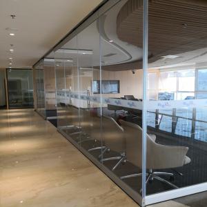China Glass Divider Screen Movable Office Furniture Partitions Wall For Five Star Hotel on sale
