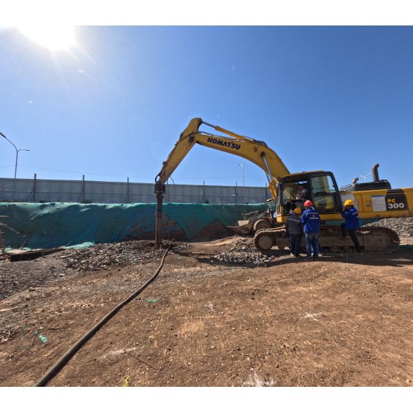 1200 Kg Hydraulic Vibroflot Ultimate Solution for Soil Improvement at 43 Hz Frequency