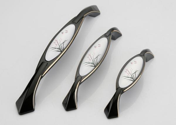 Quality European Cabinet Bedside Hardware Pull Handles With Long - Term Warranty for sale