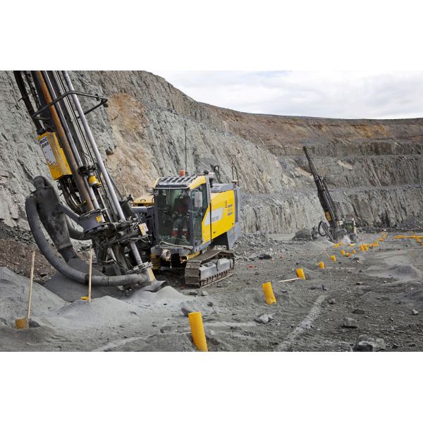 Golden DTH Button Drill Bit Tungsten Carbide Button Rock Drilling Auger Bits