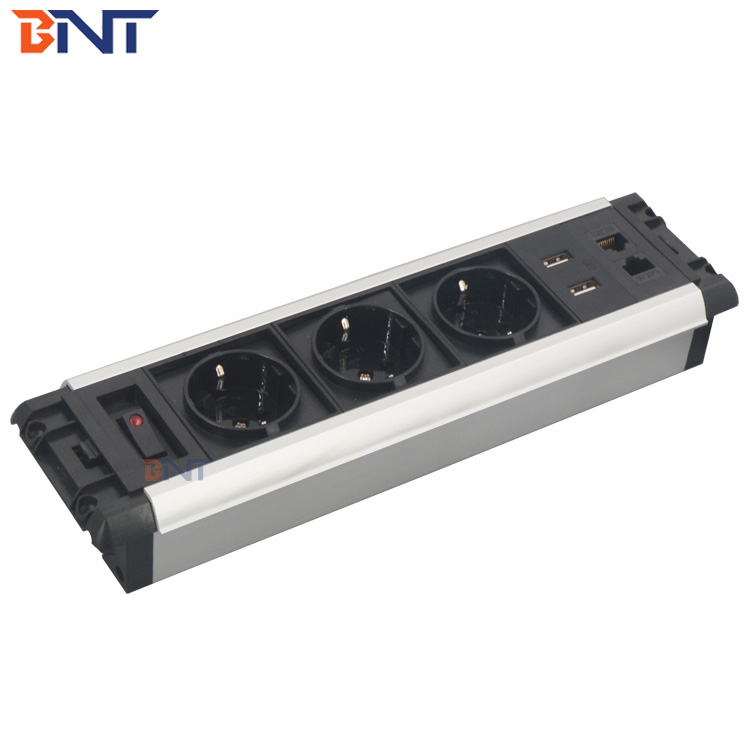 CE certificate intelligent built in desktop usb power socket with Schuko plug