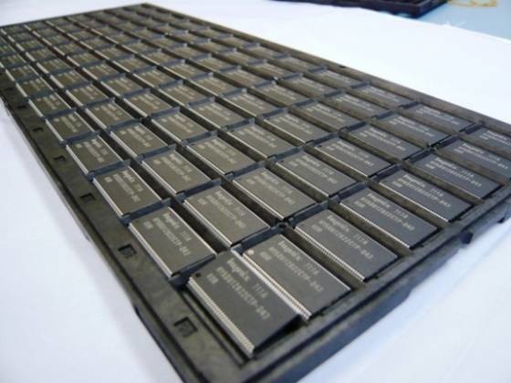 1GB DDR3 SDRAM Memory IC Chip MT41J64M16JT-15E:G