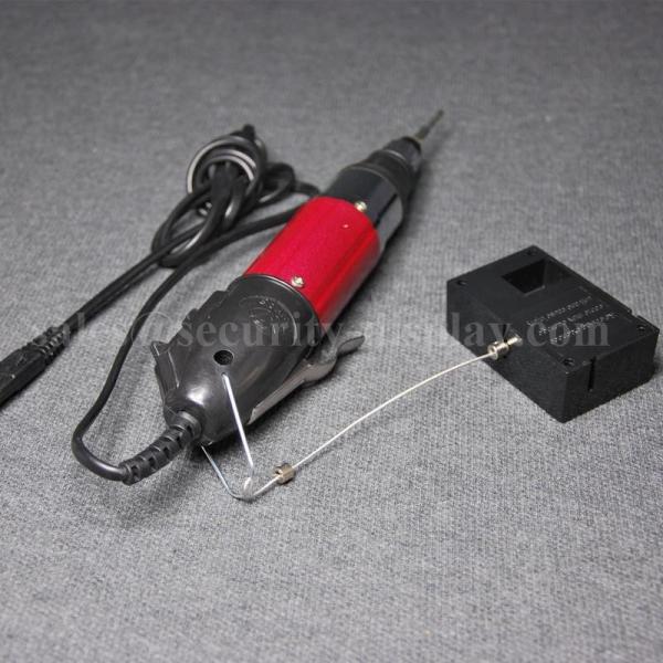 Quality Cuboid Multifunctional Retractable Cable with Adjustalbe Lasso Loop End for sale