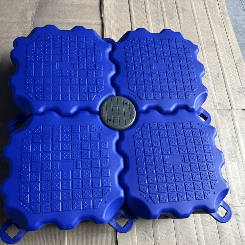 Versatile Modular Blue PE Pontoon Uv Resistant Stable Floating Platforms