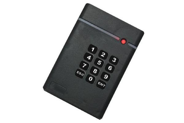 204A 5 to 10 cm short range 125 KHz or 13.56 MHz PIN keyboard reader with