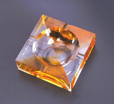 Quality Classical Transparent Crystal Ashtray for sale