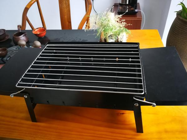 Quality Compact Indoor Tabletop Charcoal BBQ Grill For 1-5 People Applicable Number for sale