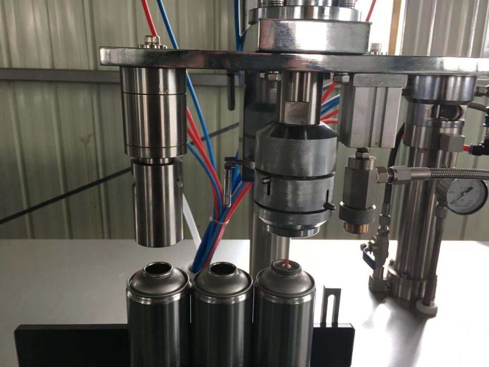 Aerosol Spray Filling Machine, Manual Push Aerosol Filling Machine Semi-Automatic 3 in 1 0.9 M3/Min 0.65-1.0MPa 20-500ml