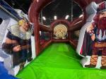 Interactive Carnival Game Double Lane Axe Throw Inflatable Axe Throwing For