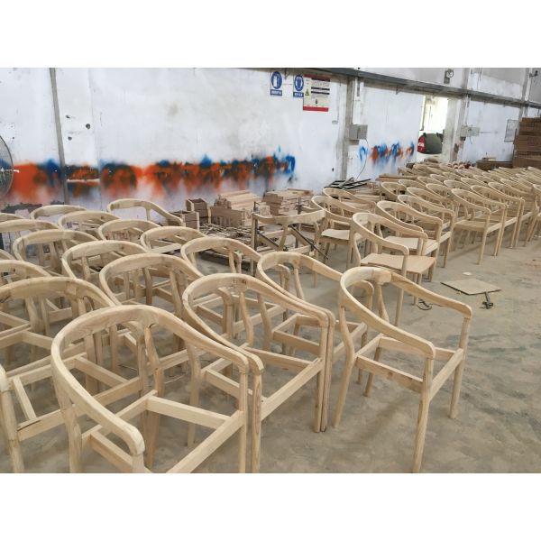 NO Folded Nordic Modern Stackable Solid Wood Banquet Chairs for Events Hotel Furniture