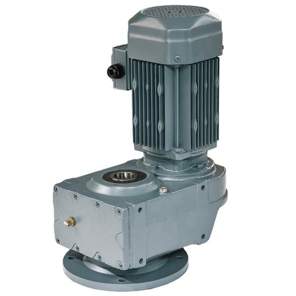 Quality HT250 Parallel Shaft Helical Gear Reducer 0.12-200KW For Metal Recycling Production Line for sale