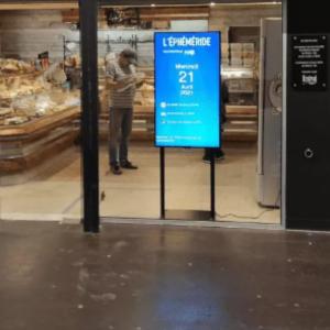 43 Inch Double Sided LCD Screen Module Advertising Floor Dual Sided Window Kiosk