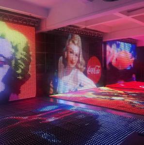 Outdoor Indoor Soft Flexible LED Mesh Screen Full Color RGB LED Pixel Mesh
