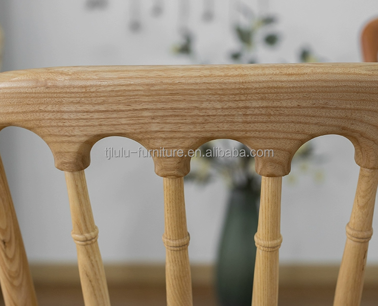 OEM Service Accepted Modern Solid Wood Rattan Chair for Restaurant in Nordic Style