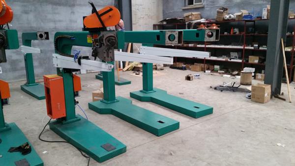 Quality 1200 mm -1800 mm Model Carton Box Stitching Machine Servo Drive Computer Control for sale