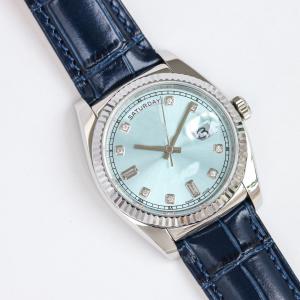 Sleek Stylish Leather Strap Wrist Watch 50g Weight With Quartz Movement