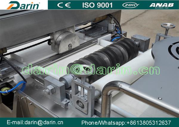 Quality Continuous & Automatic Nuts , Blueberry Granola Bar Machine Siemens PLC Control for sale