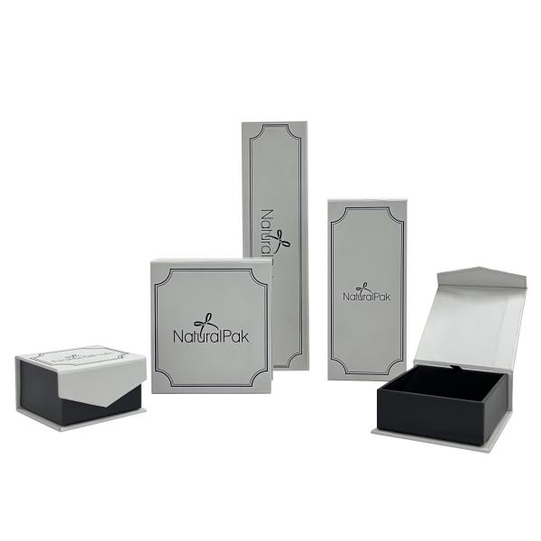 Quality Contrast Color Wrapover Paper Cardboard Box Magnet Closure Wallet Packaging Boxes for sale