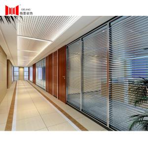 China 6063 Aluminum Frame Modular Office Partition Walls With Blind on sale