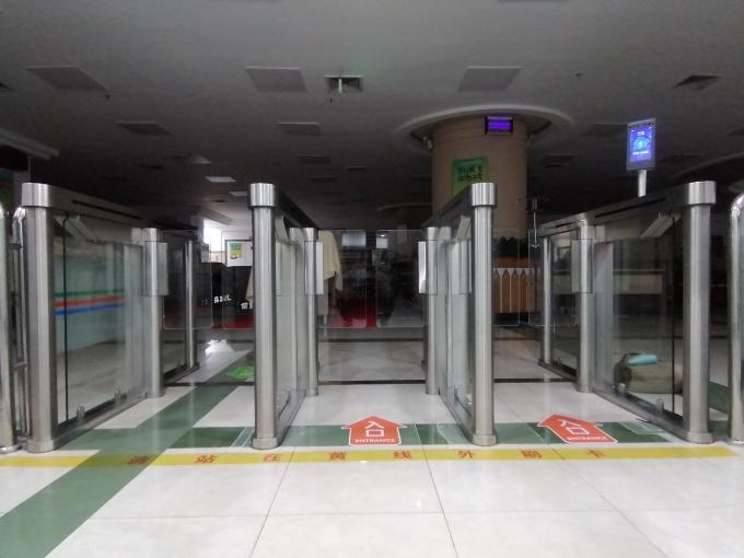 CE Certified Card Reader QR Code RS485 MBCF Speed Gate Turnstile With Servo Motor 2