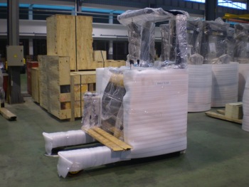 AC Power Electric Reach Stacker 1.5 Ton 2 Ton 2.5 Ton Electric Reach Forklift Truck