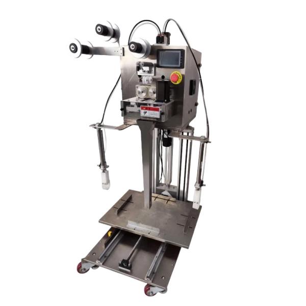 Quality Seasoning bag stacking machine is used for automated packaging equipment in the food processing industry for sale