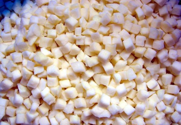 Quality IQF Frozen Apple Dice / Cube, 10 * 10 * 10 mm, peeled and pitted for sale