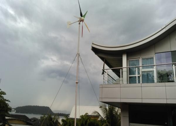 Quality 1500W 48 Volt White Horizontal Axis Wind Power Generator Minimal Vibration For School for sale