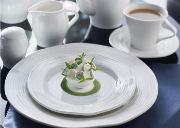 Quality KX Series 20Pcs Irregular White Porcelain Dinnerware Sets for sale