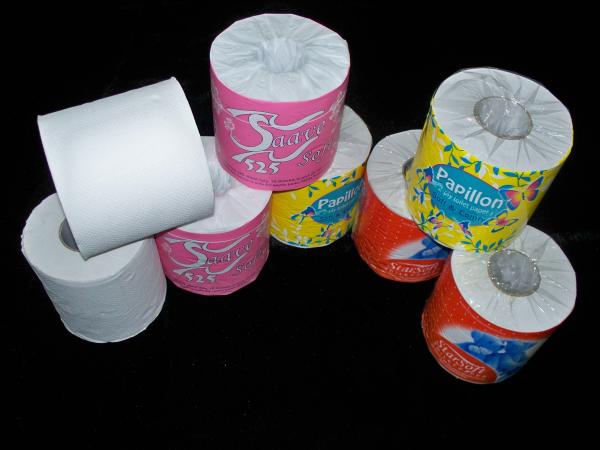 Quality Customized Size / Package 3 Ply Tissues toilet paper of Virgin Wood 13gsm for sale
