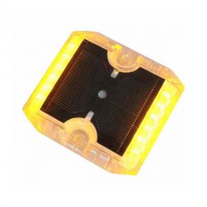 Buy cheap CE Solar Road Markers Dustproof Flashing Mode Yellow Raised Road Markers product