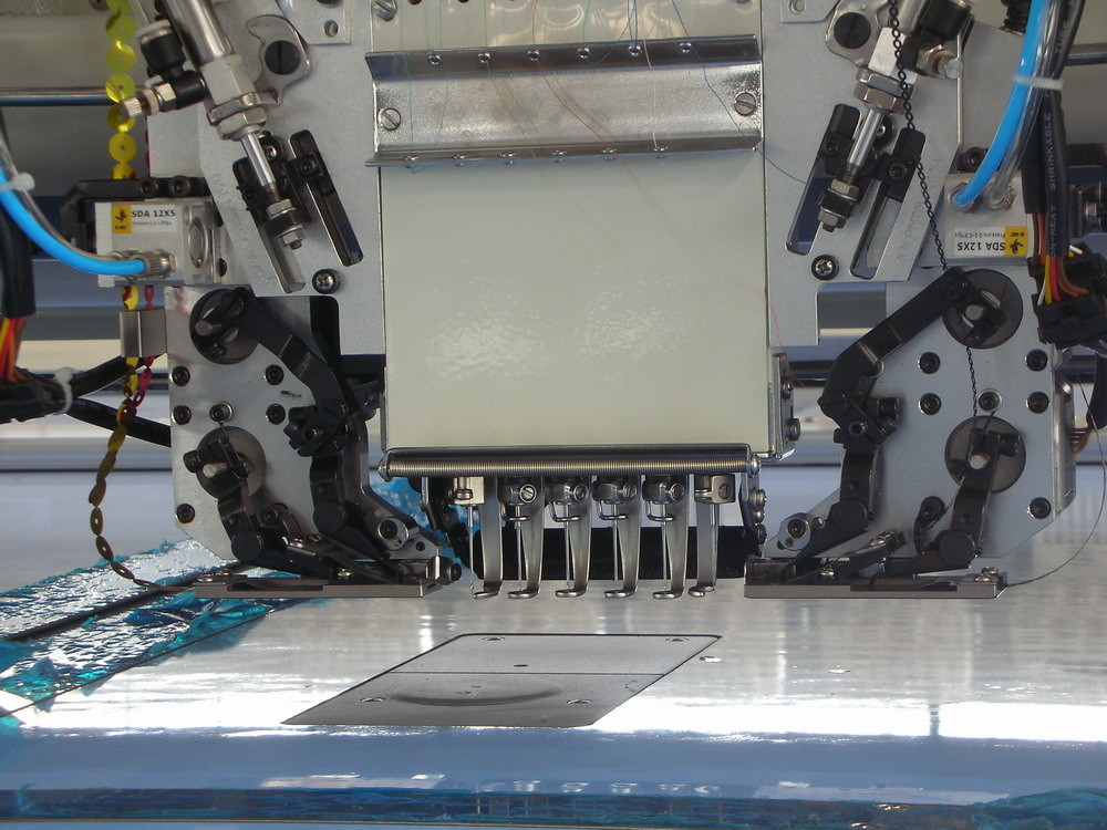 Original Computer Controlled Sequin Embroidery Machine 18 Head 9 Needle