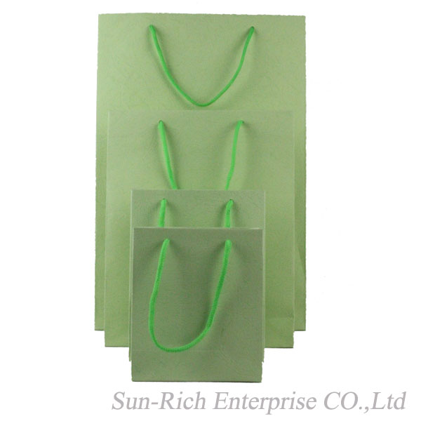 Custom Solid color Light green hand paper bag shopping bag