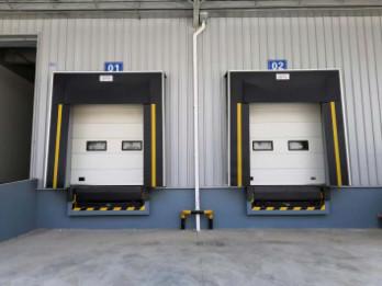 Quality Mechanical Loading Dock Door Seals Industrial Dock Seals ISO 9001 Approved for sale
