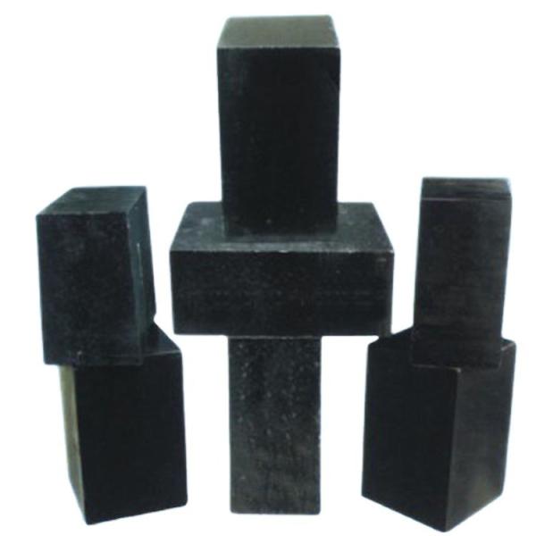Quality High Temperature Resistance Magnesia Carbon Brick with 60% MgO Content in Refractory for sale