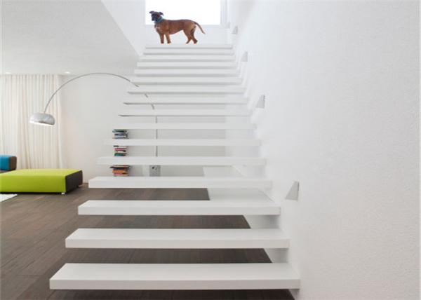 Quality Contemporary Wooden Floating Steps Staircase With Invisible Stringer , Laminated Glass Tread for sale