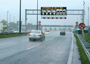 Buy cheap Super Bright P20 Led Variable Message Signs , Led Outdoor Display Optimized Pixel Density product