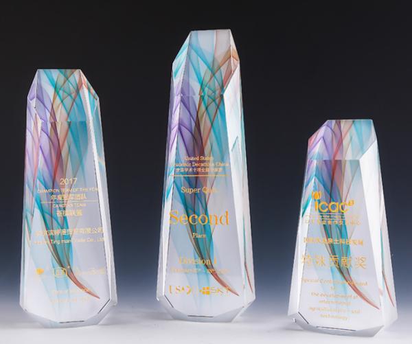 Quality Multi Color Crystal Resin Trophy Clear And Wear Resistant for sale